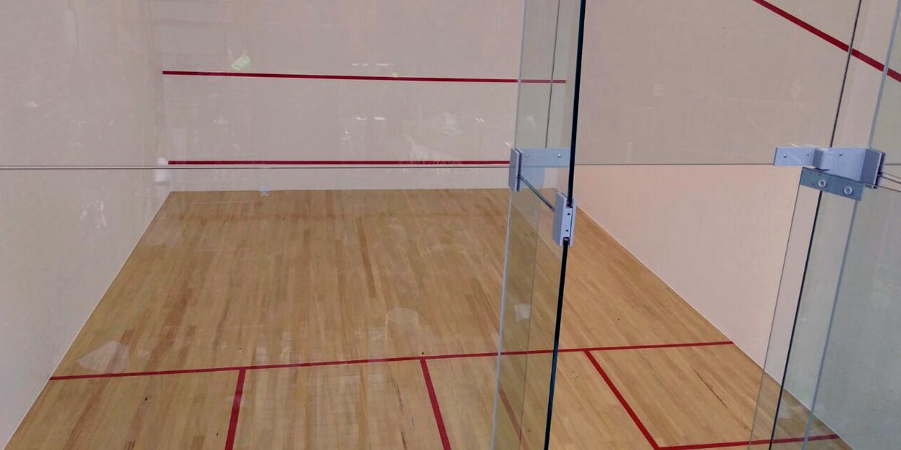 Servicios Glassve - Ventanería en aluminio y PVC, fachadas comerciales y canchas de squash